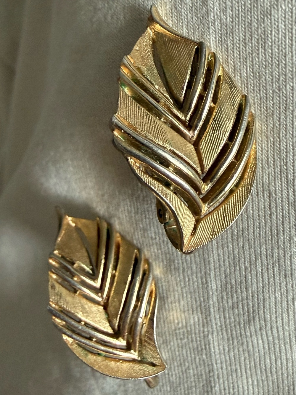 Trifari Vintage Gold Tone Leaf Clip-On Earrings